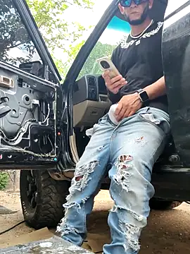 Show modela PIGHIGHDIRTY_p0 na web-kameri