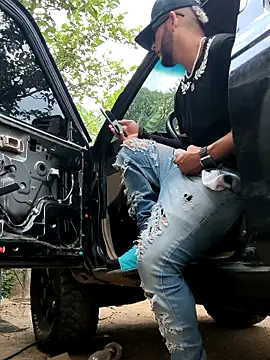 PIGHIGHDIRTY_p0 Show Webcam