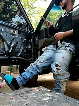 PIGHIGHDIRTY_p0 Show Webcam