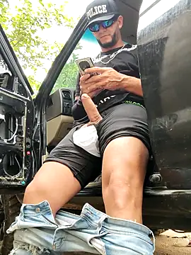 PIGHIGHDIRTY_p0 – Kamerová šou