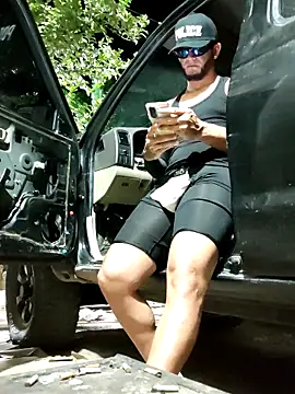 PIGHIGHDIRTY_p0: διαδικτυακό σόου στην κάμερα