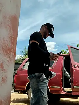 PIGHIGHDIRTY_p0: διαδικτυακό σόου στην κάμερα