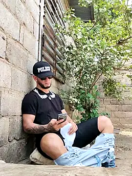 PIGHIGHDIRTY_p0: διαδικτυακό σόου στην κάμερα