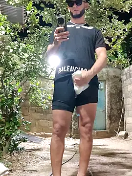 PIGHIGHDIRTY_p0: διαδικτυακό σόου στην κάμερα