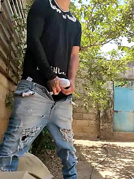 Show modela PIGHIGHDIRTY_p0 na web-kameri