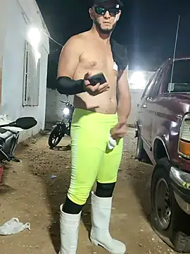 PIGHIGHDIRTY_p0's Webcam Show