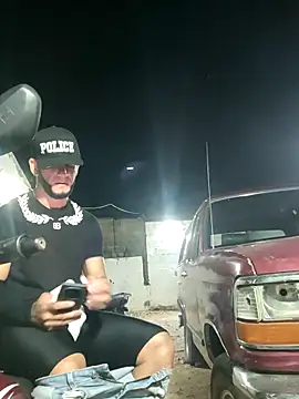 PIGHIGHDIRTY_p0 Show Webcam