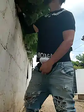 PIGHIGHDIRTY_p0n Webbikameraesitys