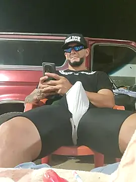 PIGHIGHDIRTY_p0 Show in webcam