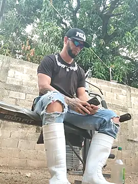 PIGHIGHDIRTY_p0 – Kamerová šou