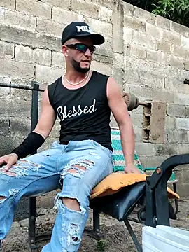 PIGHIGHDIRTY_p0 Show in webcam