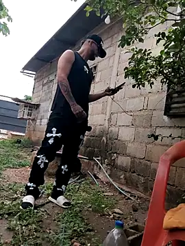 PIGHIGHDIRTY_p0n Webbikameraesitys