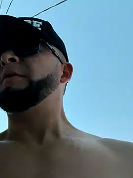 Show modela PIGHIGHDIRTY_p0 na web-kameri