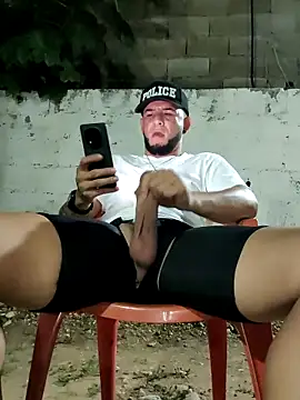 הופעת וובקאם של PIGHIGHDIRTY_p0