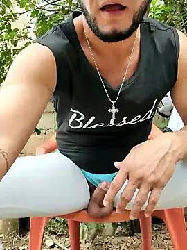 PIGHIGHDIRTY_p0n Webbikameraesitys
