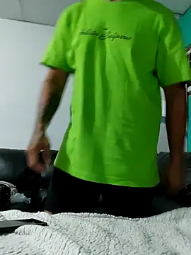 PIGHIGHDIRTY_p0: διαδικτυακό σόου στην κάμερα
