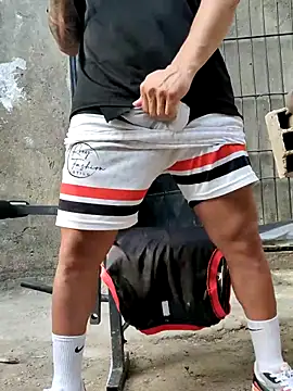 PIGHIGHDIRTY_p0 – Kamerová šou