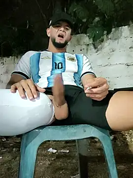 PIGHIGHDIRTY_p0n Webbikameraesitys