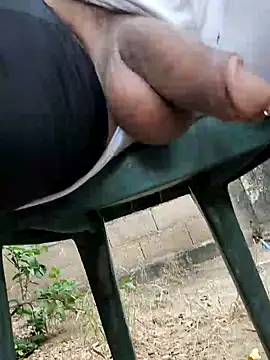 Show modela PIGHIGHDIRTY_p0 na web-kameri