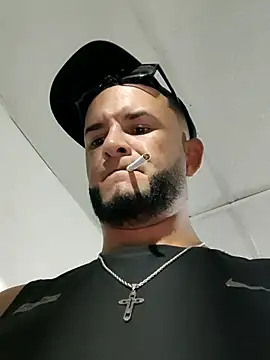 PIGHIGHDIRTY_p0 Show Webcam