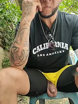 PIGHIGHDIRTY_p0n Webbikameraesitys