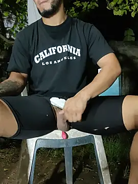 PIGHIGHDIRTY_p0n Webbikameraesitys