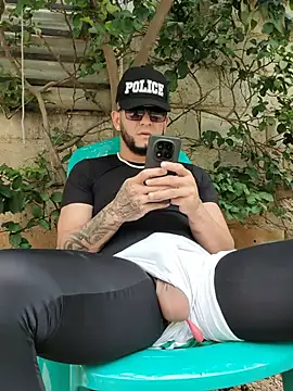 PIGHIGHDIRTY_p0 Show in webcam