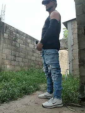 Show modela PIGHIGHDIRTY_p0 na web-kameri