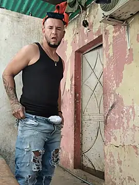 PIGHIGHDIRTY_p0 Adlı Modelin Web Kamerası Şovu