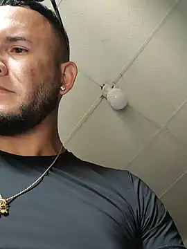PIGHIGHDIRTY_p0 Show in webcam