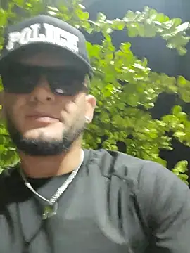 PIGHIGHDIRTY_p0n Webbikameraesitys