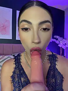 ItsTatiana's Live XXX Chat