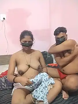 Show modela priya_kumari143 na web-kameri