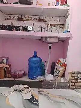 הופעת וובקאם של priya_kumari143