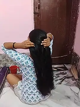 priya_kumari143 Show in webcam