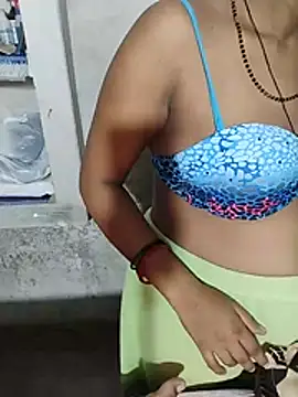 priya_kumari143: вебкам-шоу
