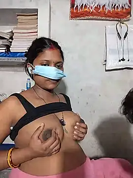 priya_kumari143 Show in webcam