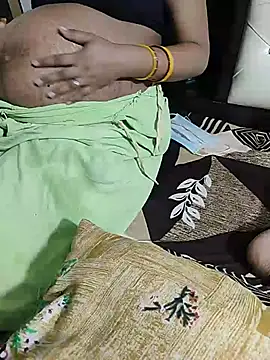 Webkamerová show priya_kumari143