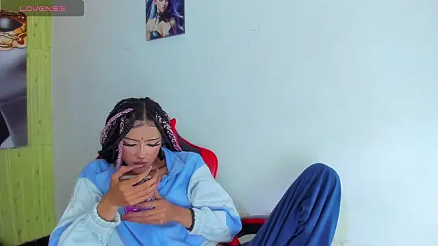צ'אט XXX בשידור חי של dolly_boob