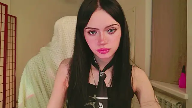 Dark_Divan Webbikameraesitys