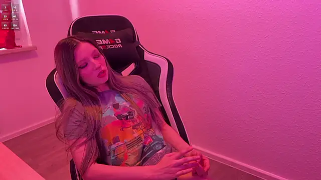 SweetSin666: вебкам-шоу