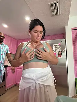 mangolini_parrocini's Webcam Show