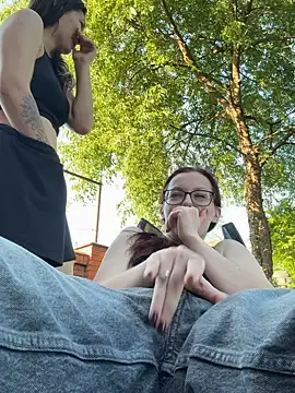 RussianGirls_: διαδικτυακό σόου στην κάμερα