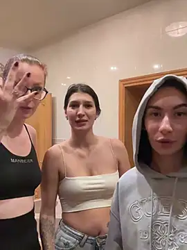 RussianGirls_ Show in webcam