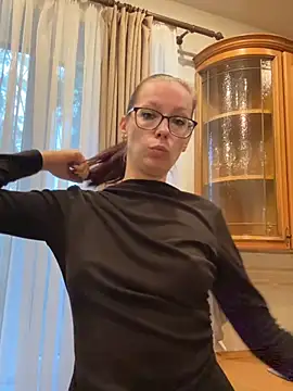 Pokazy przed kamerką – RussianGirls_