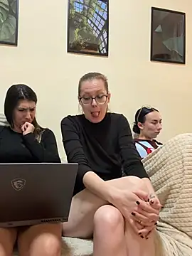 RussianGirls_: вебкам-шоу