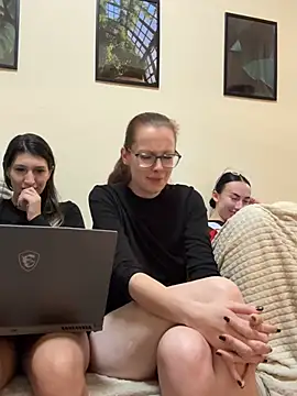RussianGirls_: вебкам-шоу