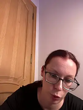 RussianGirls_ Pertunjukan Webcam