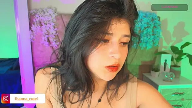 Chat XXX en directo de hannaa_cute