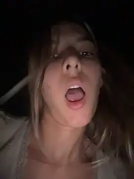 Nata_Kitty Adlı Modelin Web Kamerası Şovu